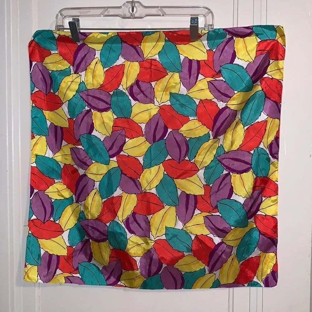 ‎Pretty colorful leaves polyester scarf